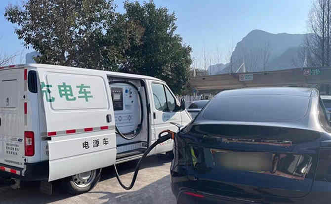 冠县汽车搭电